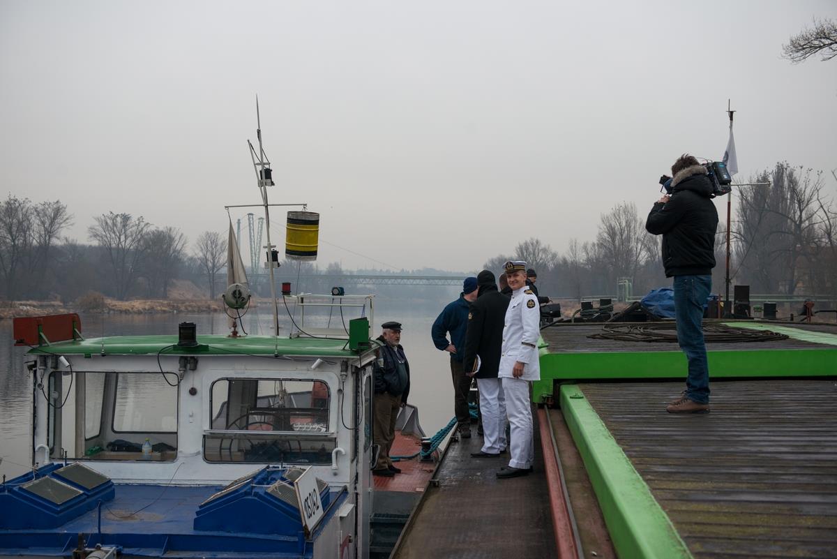 Foto: The towed barca has returned to Praga – 5