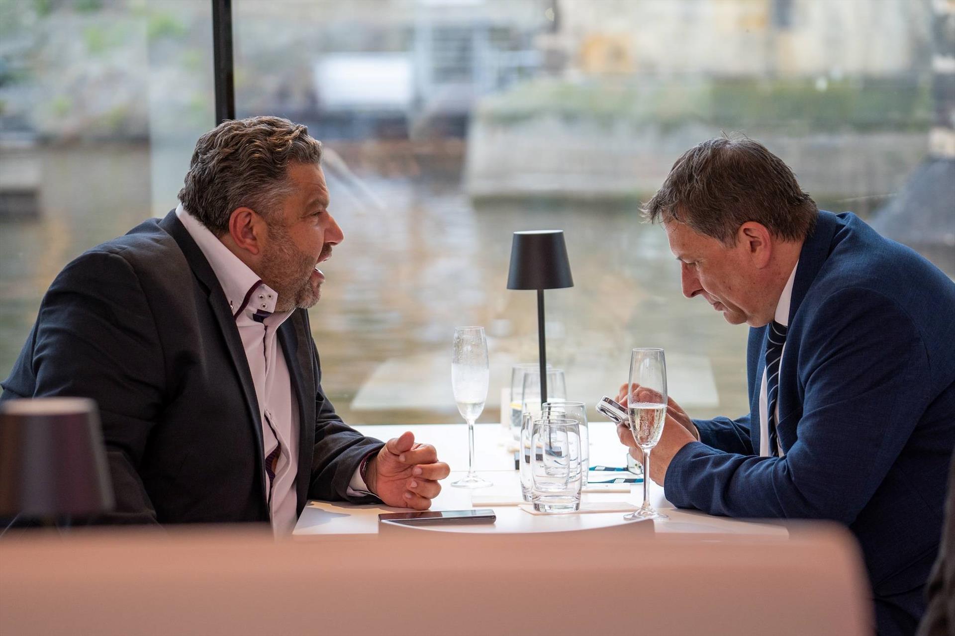 Photo : Rencontre à bord: diplomatie, affaires et… – 23