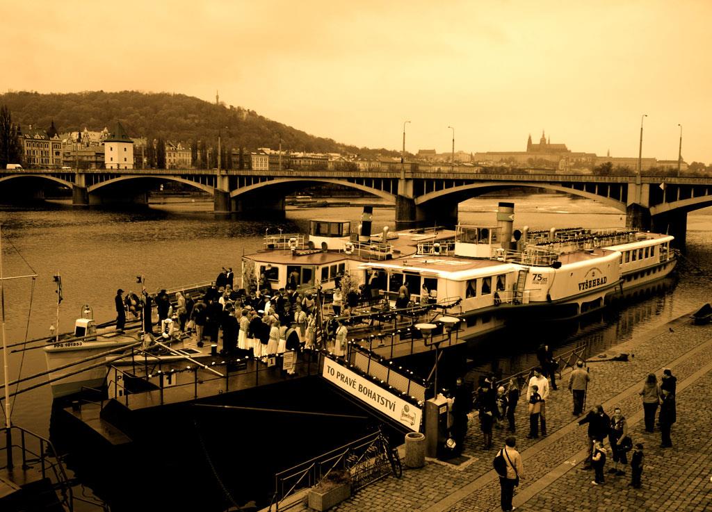 Dampfschiff VyšeBurg-75. narozeniny