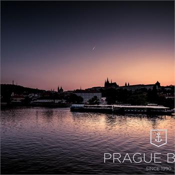 Crystal dinner - exclusive dinner on a boat in Prague