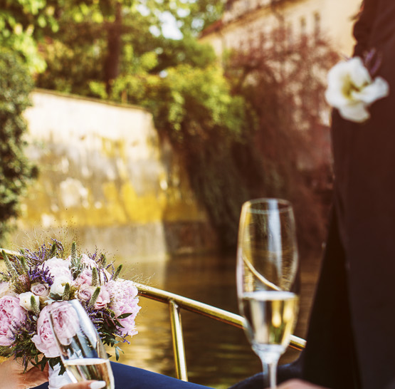 Svatba na lodi Bohemia Rhapsody