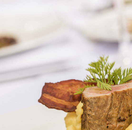 Svatba na lodi Bohemia Rhapsody