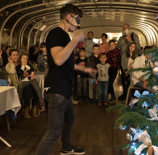 Mikuláš na Bohemia Rhapsody