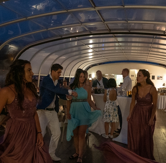 Svatba na lodi Bohemia Rhapsody