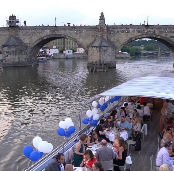 Svatební after party na lodi Agnes de Bohemia