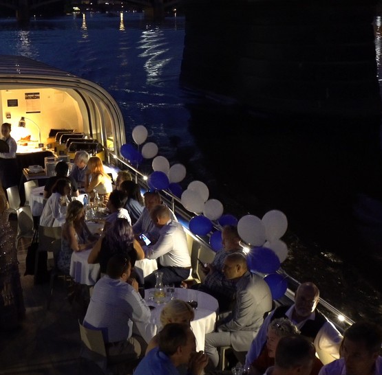 Svatební after party na lodi Agnes de Bohemia