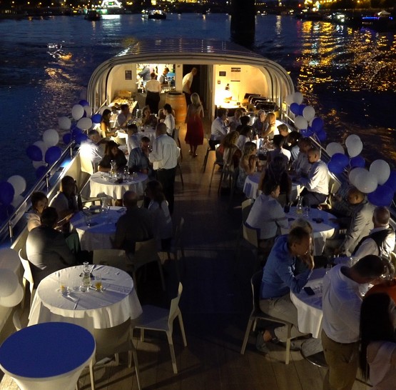 Svatební after party na lodi Agnes de Bohemia