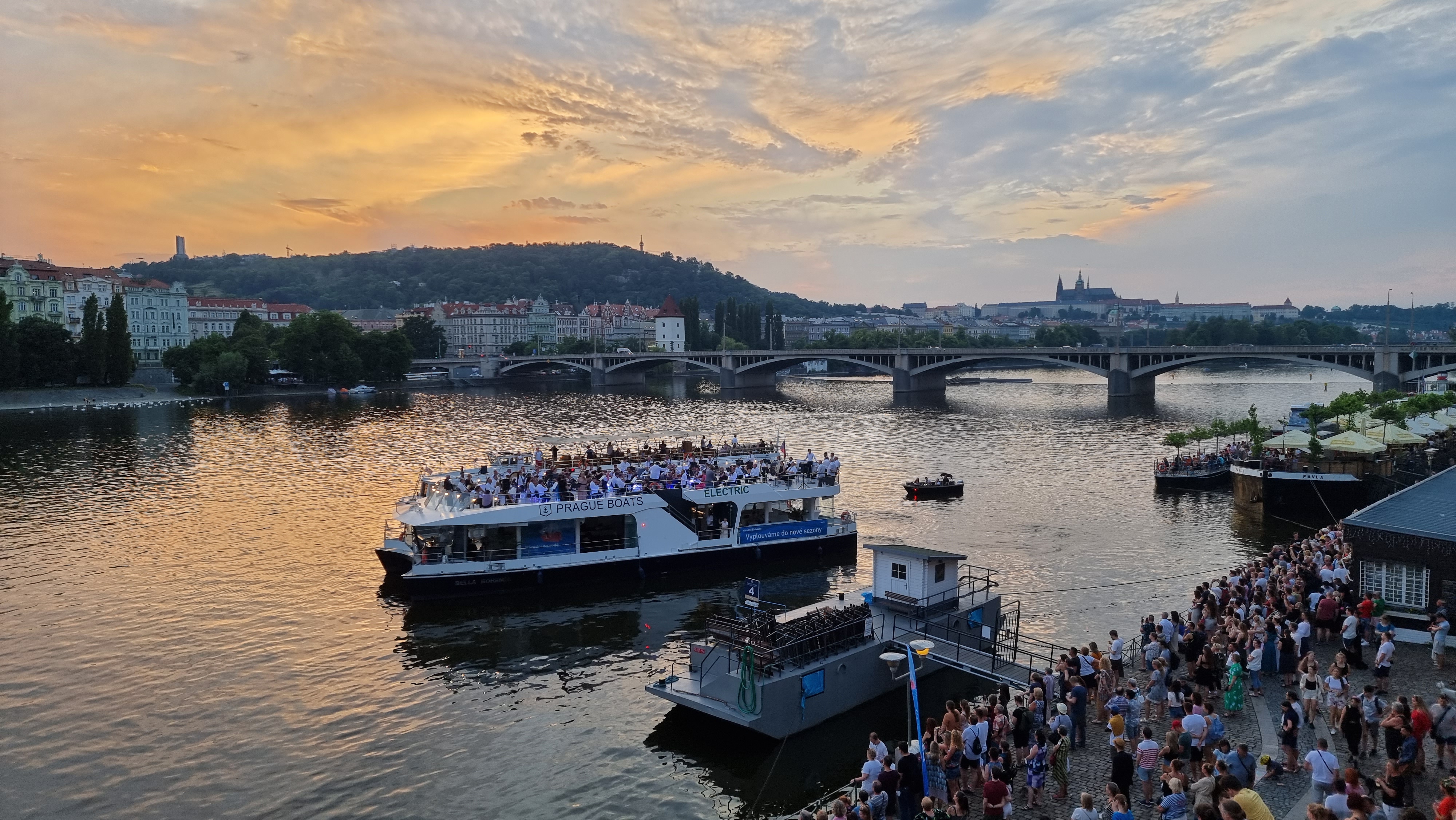 Aktuální informace k open-air koncertu Národní na vodě dne 26. 6. 2021