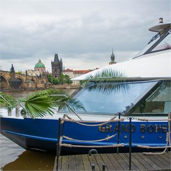 Slavnostní představení lodi Grand Bohemia