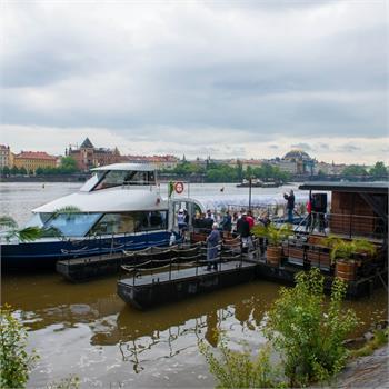 Slavnostní představení lodi Grand Bohemia