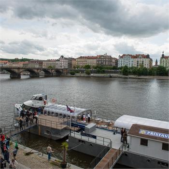 Plavba Sdružení tajemníků městských úřadů na Grand Bohemia