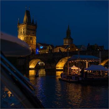 Svatojánské Navalis na Vltavě 2014