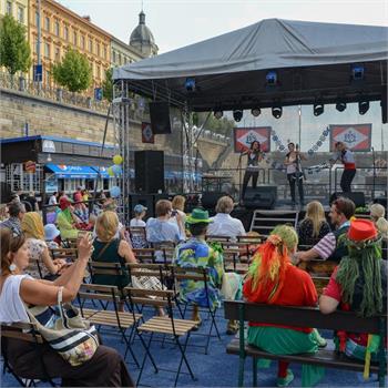 Fotogalerie - zahájení a odpolední program