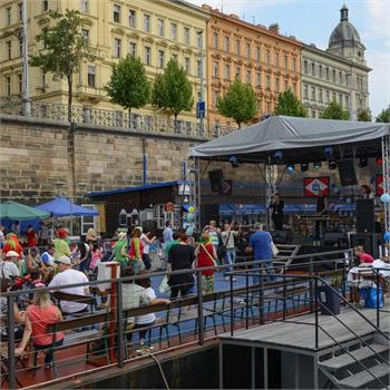 Fotogalerie - zahájení a odpolední program