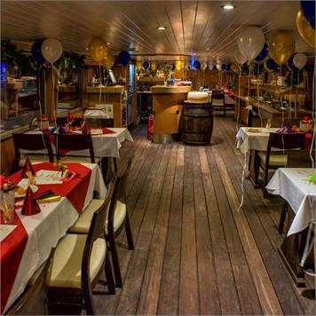 Silvestrovská plavba na lodi Valencia