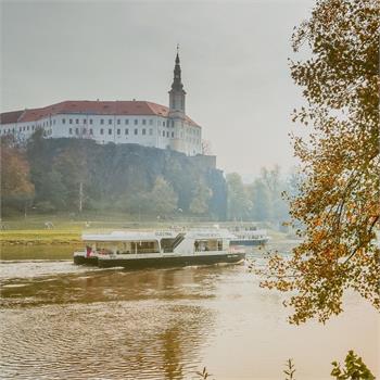 Děčínský zámek s lodí Bella Bohemia