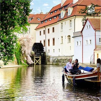 Loď Šárka