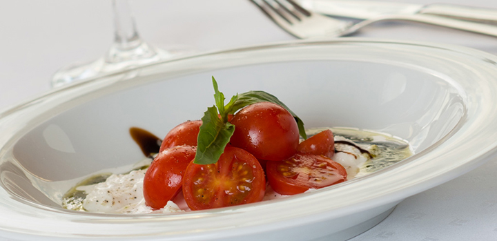 A la Carte menu na lodi Lužnice